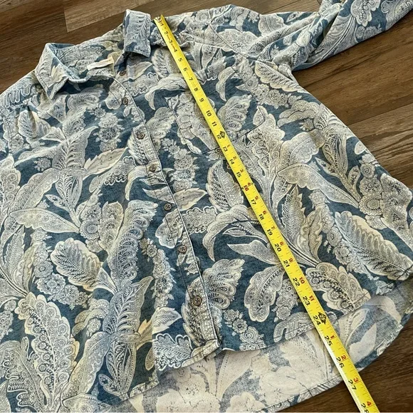 Anthropologie Pilcro Blue and White Button Down Shirt - Picture 7 of 11